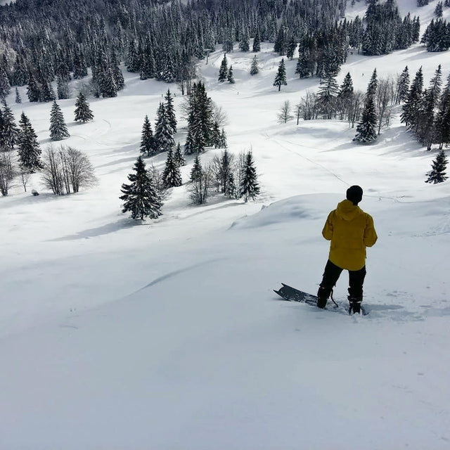 01 Jump into the growing world of powsurfing